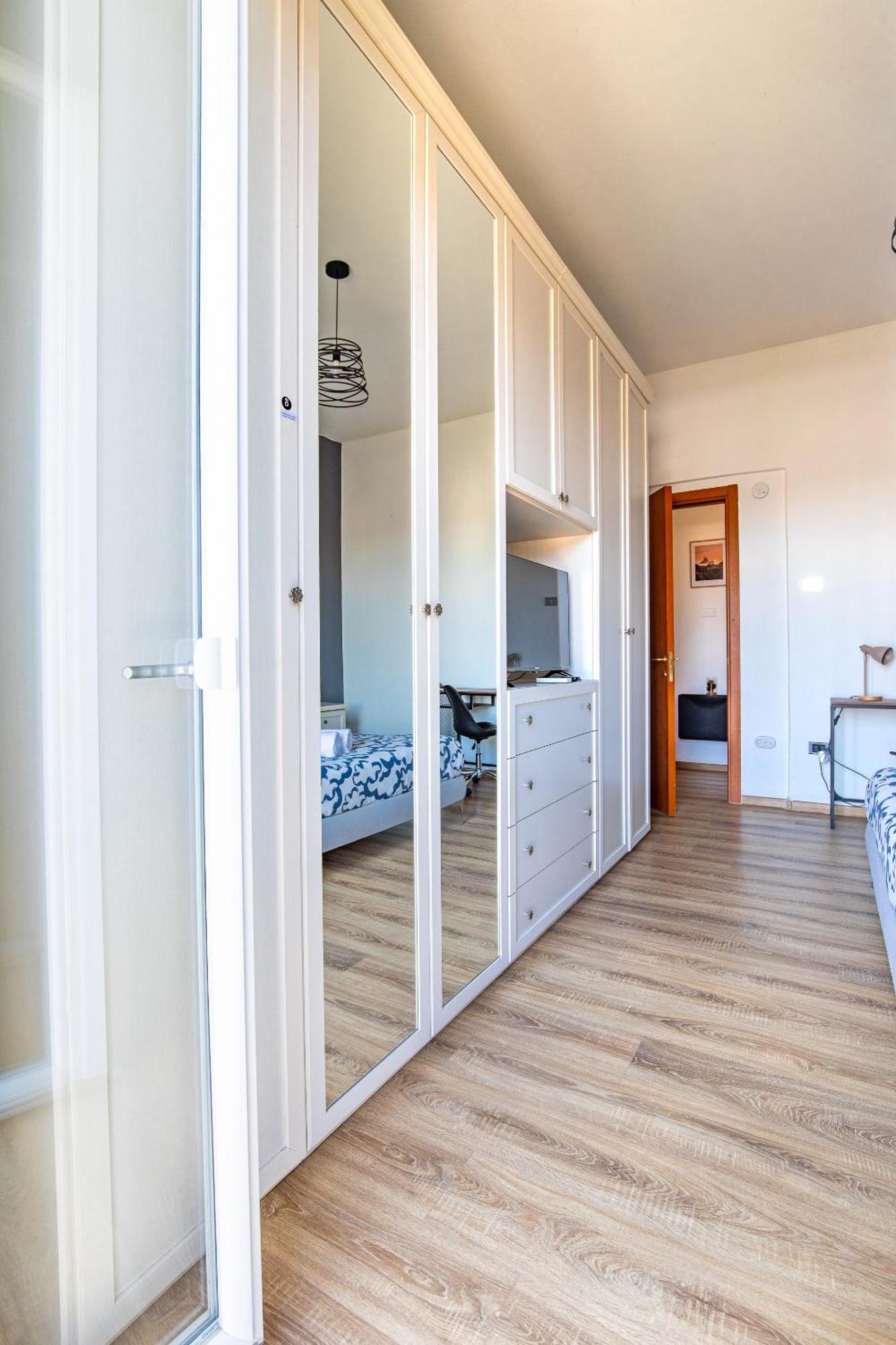 Elegante Dimora La Spezia-Free Parking Apartment Ngoại thất bức ảnh