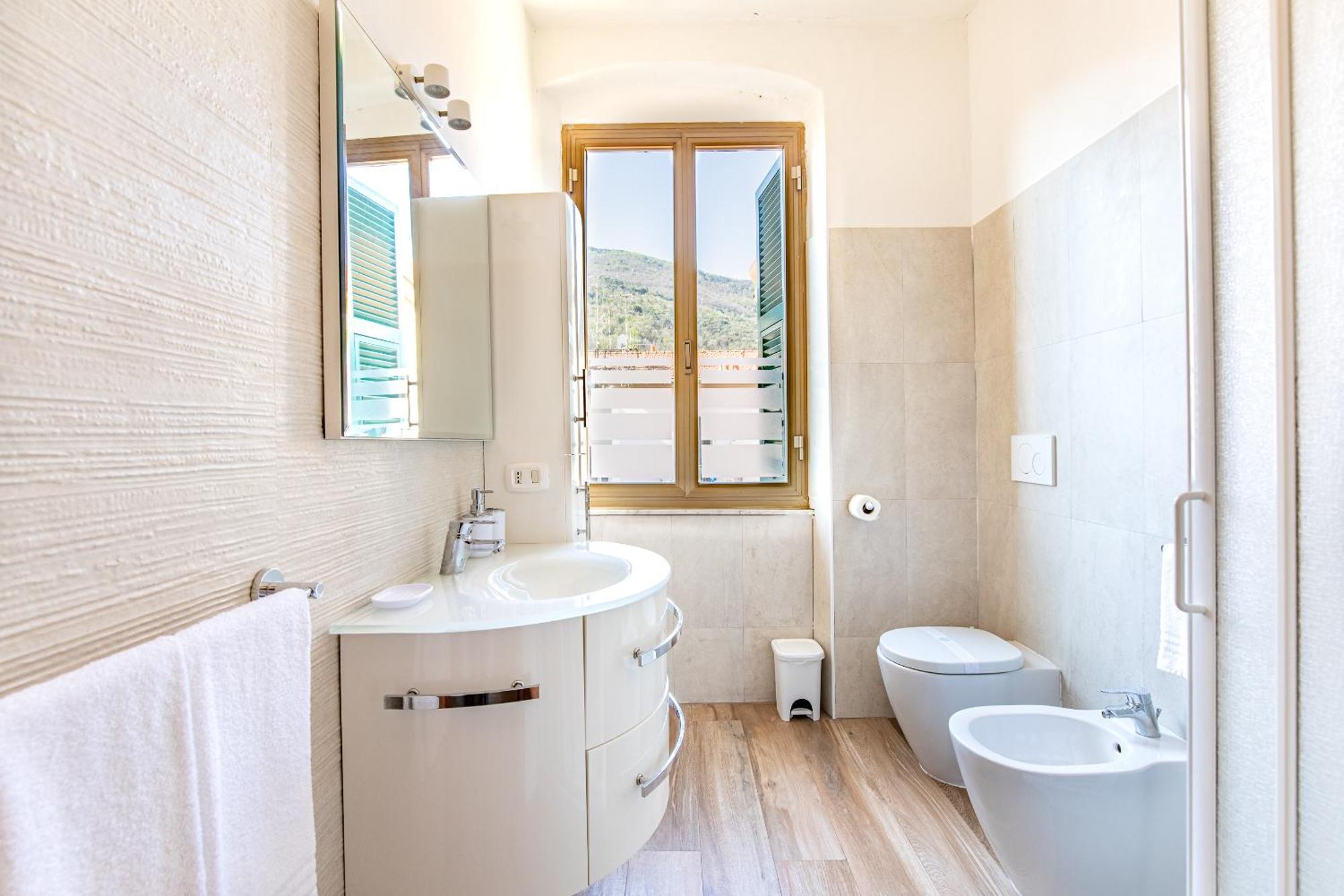 Elegante Dimora La Spezia-Free Parking Apartment Ngoại thất bức ảnh